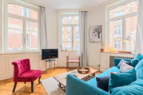 Center apartment with lots of charm